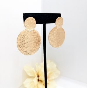 Yellow Gold Round Dangle Earrings